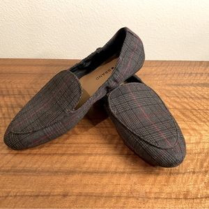 NWT Lucky Brand Flats, size 8.5 (38 1/2), in Grey and Red Plaid